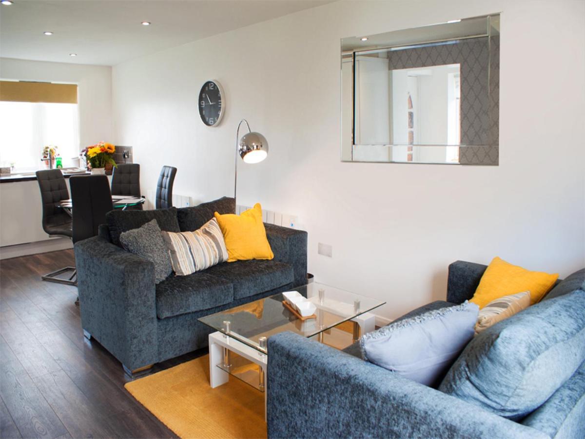 Вілла East Midland House Free Private Parking Fast Wifi Smart Tv With Garden Кеттерінг Екстер'єр фото